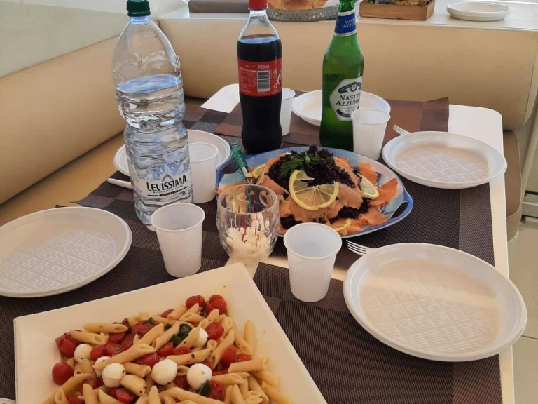 Noleggio barche Ferretti Craft Open 42 a Palermo su Samboat