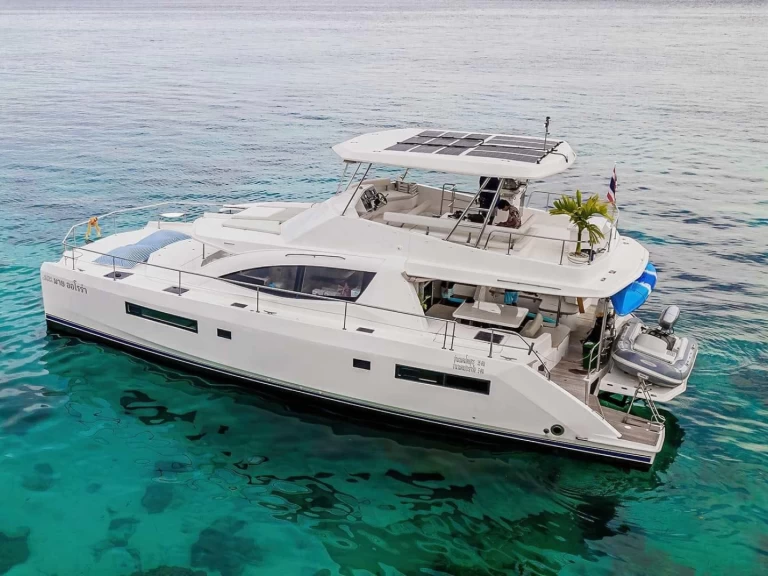 Noleggio Catamarano Leopard con patente nautica