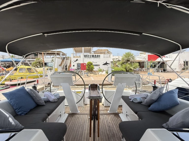 Noleggio Barca a vela con o senza skipper Hanse a La Savina