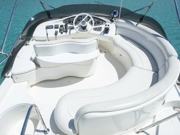 Noleggio Yacht di lusso con o senza skipper Azimut a Ornós