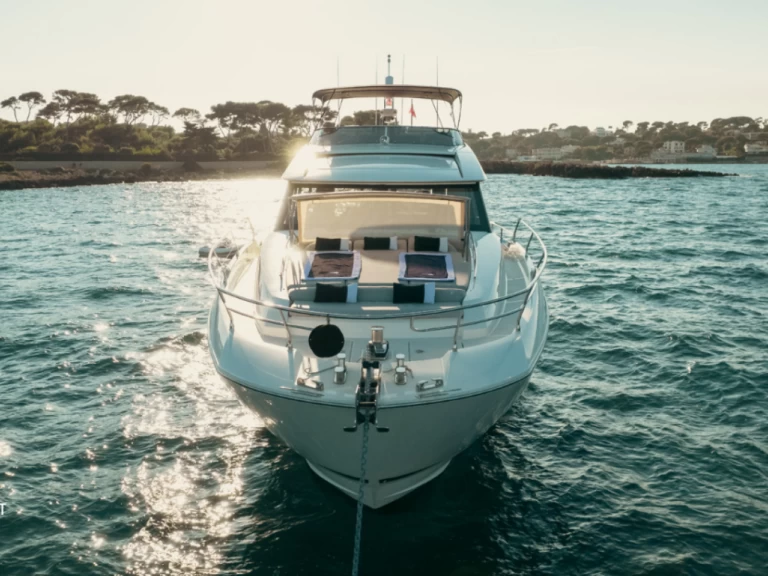 Noleggio a Amalfi – Prestige 680S su SamBoat