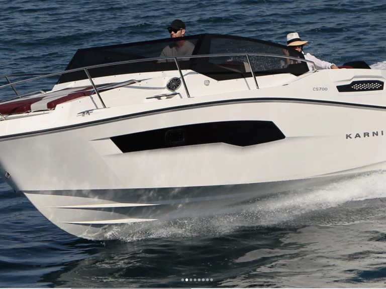 Noleggiare una Karnic 700 HT a Sant Antoni de Portmany