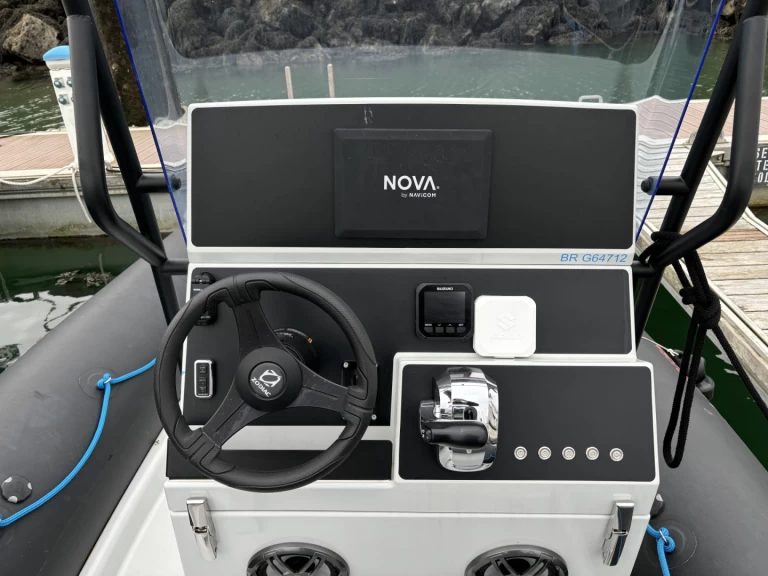 Gommone a noleggio a Brest al miglior prezzo