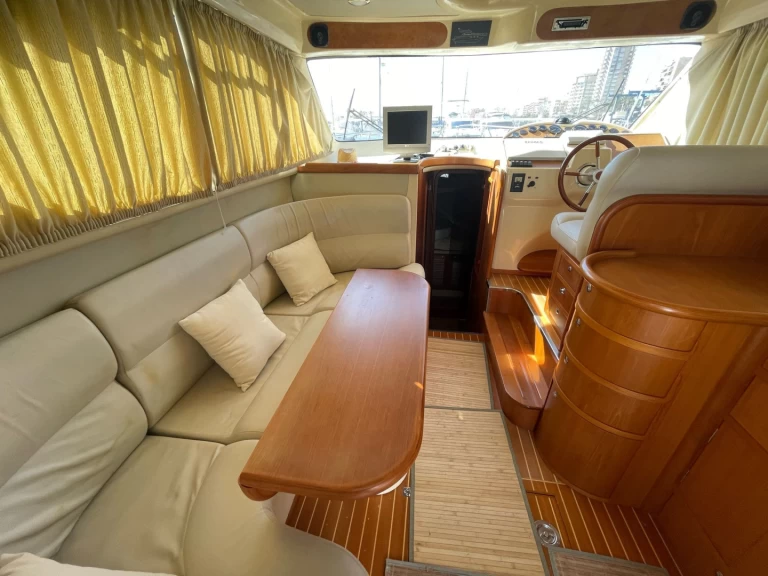 Noleggio Yacht di lusso a Fuengirola – ASTINOR Astinor 34 Cruiser