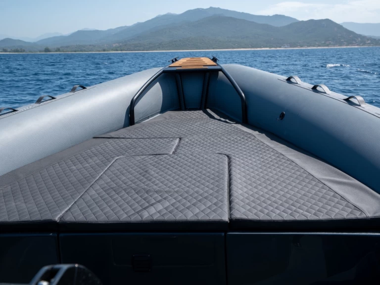 Noleggio barche U FANALE LIBECCIU 1000 a Porto Pollo su Samboat