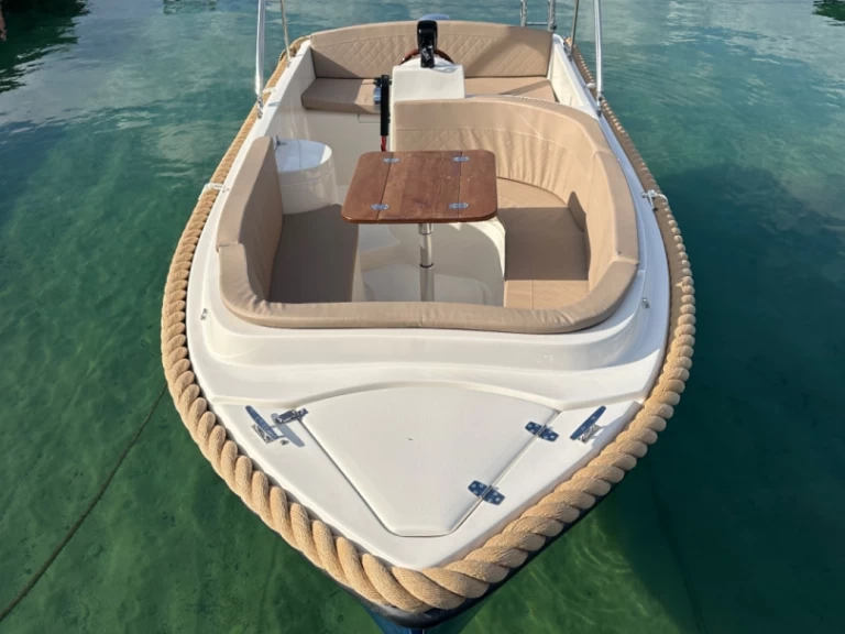 kruger KRUGER 485 da affittare a  Porto Pollo