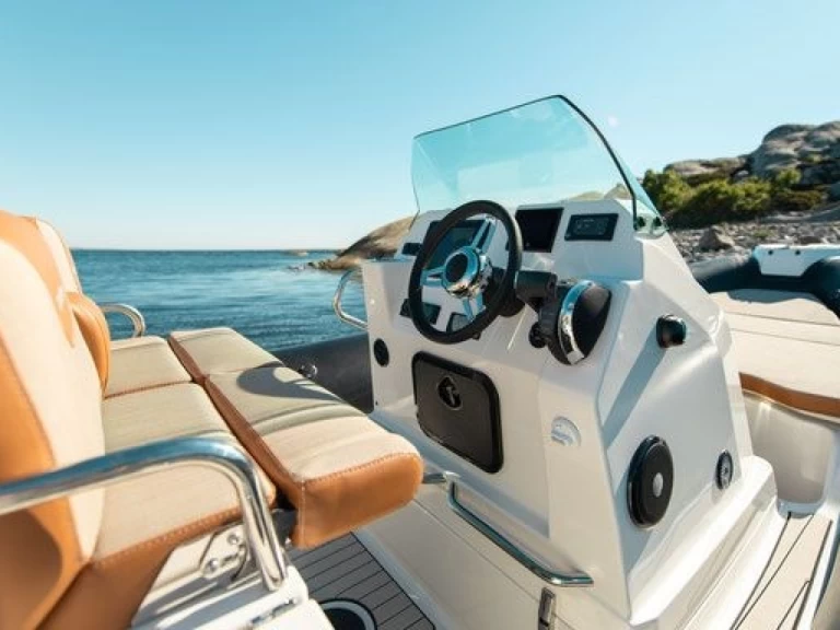 Noleggiare una Zodiac ZODIAC MEDLINE 7.5 a Port-Haliguen