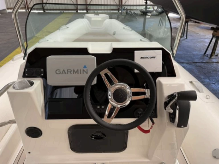 Noleggio barche Port Grimaud economico Medline 7.5