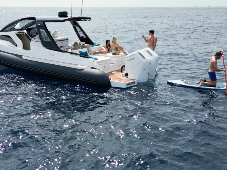 Gommone a noleggio a Port Grimaud al miglior prezzo