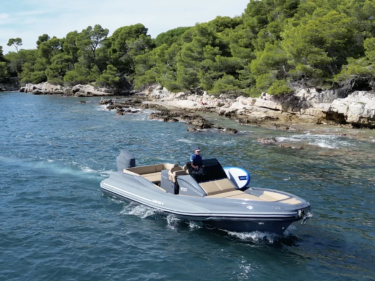 Noleggio Gommone a Port Grimaud – Zar 85 SL
