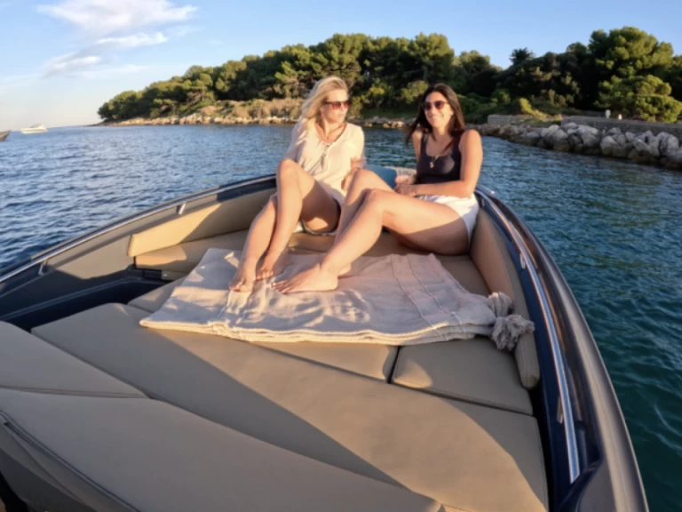 Noleggio barche Zar 85 SL a Port Grimaud su Samboat