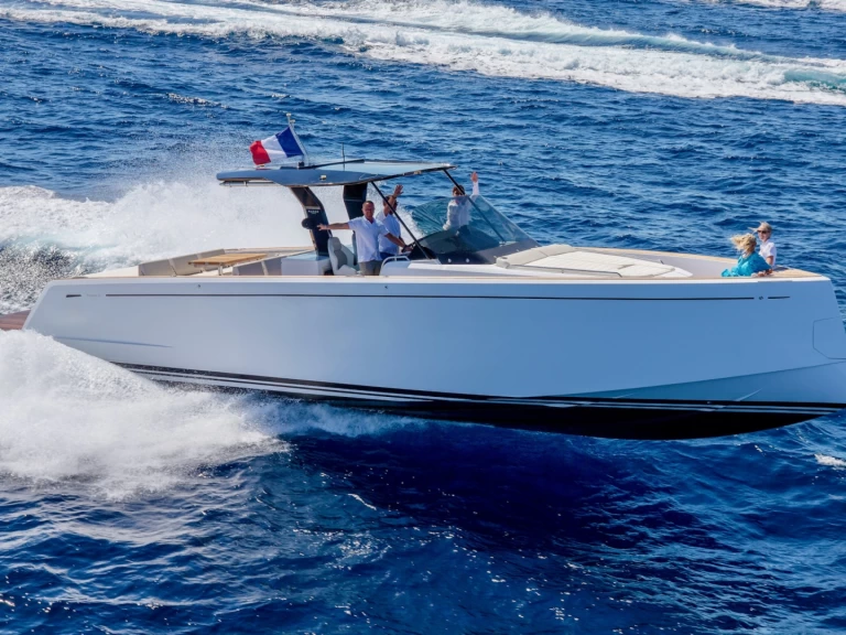 Noleggio a Port Grimaud – Pardo Yachts Pardo 43 su SamBoat
