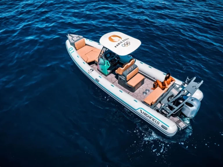 Noleggio Gommone a Cogolin – Highfield 760