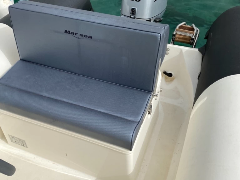 Noleggio Gommone a Porto Pollo – Marsea Marsea SP 90