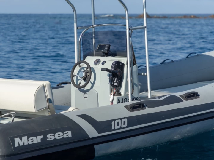 Noleggio Gommone a Porto Pollo – Marsea Marsea SP 100
