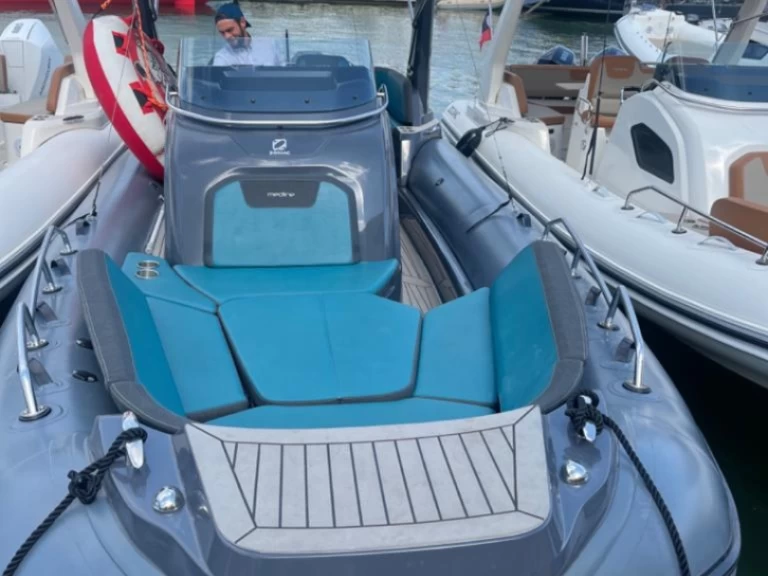 Gommone a noleggio a Port Grimaud al miglior prezzo