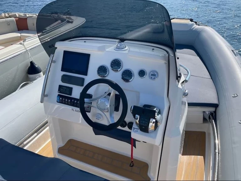 Joker Boat JOKER 28 da affittare a  Port Grimaud