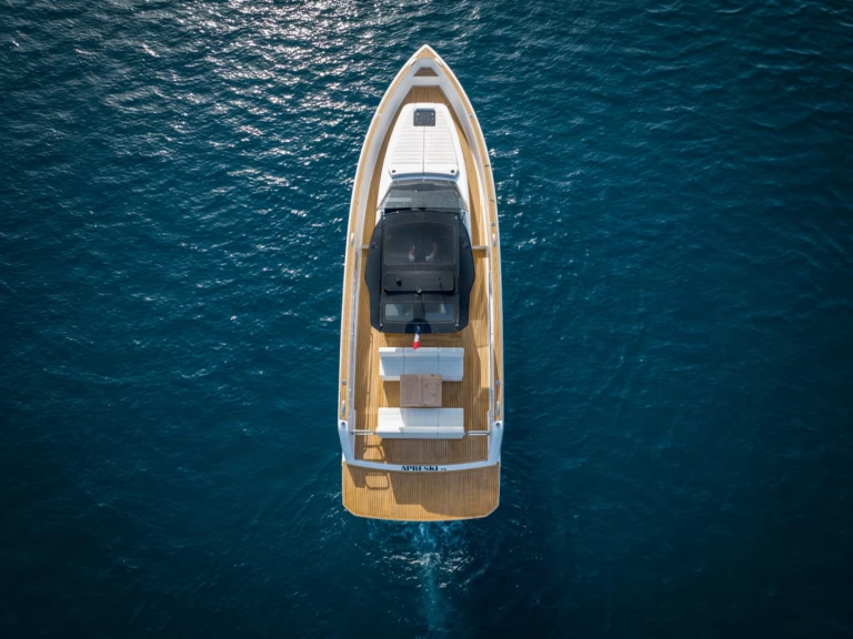 Pardo Yachts Pardo 38 da affittare a  Port Grimaud