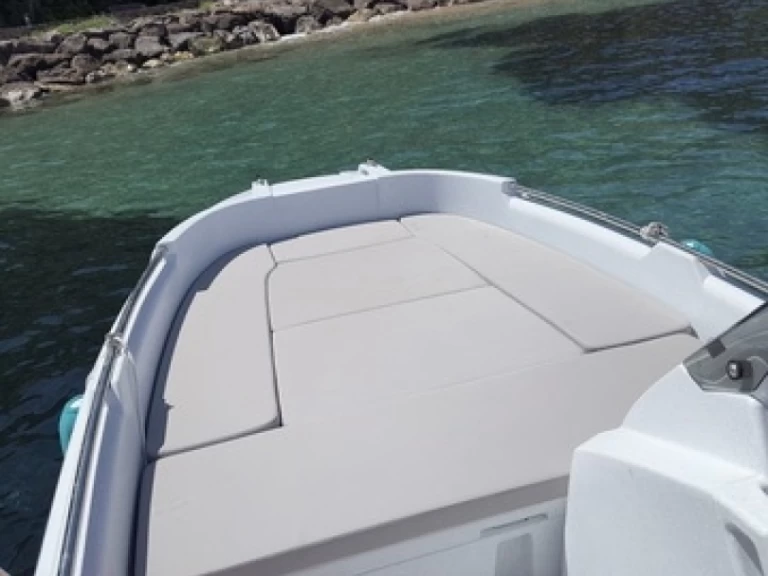 Noleggio Barca a motore con o senza skipper ROTO a Mandelieu-la-Napoule