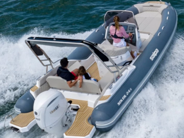 Noleggio a Bol – Salpa Salpa Soleil 26 su SamBoat