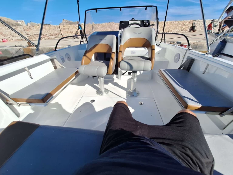 Bénéteau Flyer7 da affittare a  Port-de-Bouc