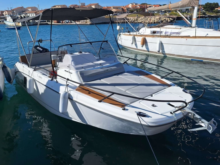 Noleggiare una Bénéteau Flyer7 a Port-de-Bouc