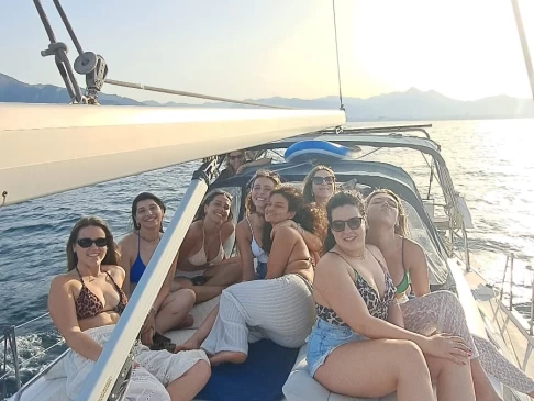 Noleggio a Palermo – Hunter Hunter 41 DS su SamBoat