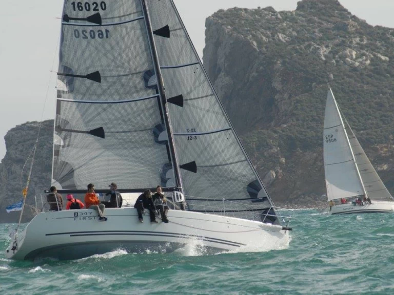 Noleggio barche Bénéteau First 34.7 a Port de Palamós su Samboat