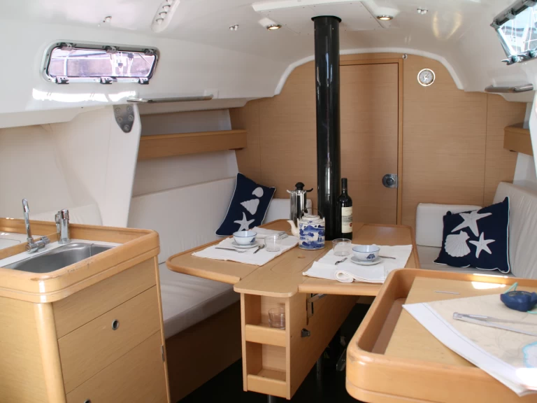 Barca a vela a noleggio a Port de Palamós al miglior prezzo