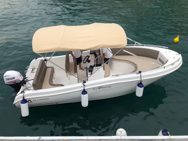 Noleggio a Amalfi – Allegra Allegra21 su SamBoat