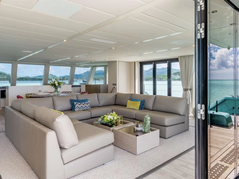 Noleggio Yacht di lusso Sunreef con patente nautica