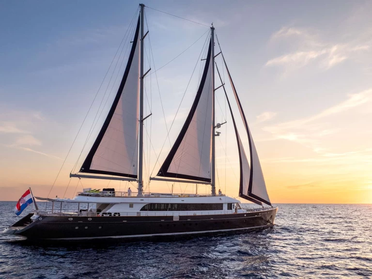 Noleggio barche Croazia economico Dalmatino