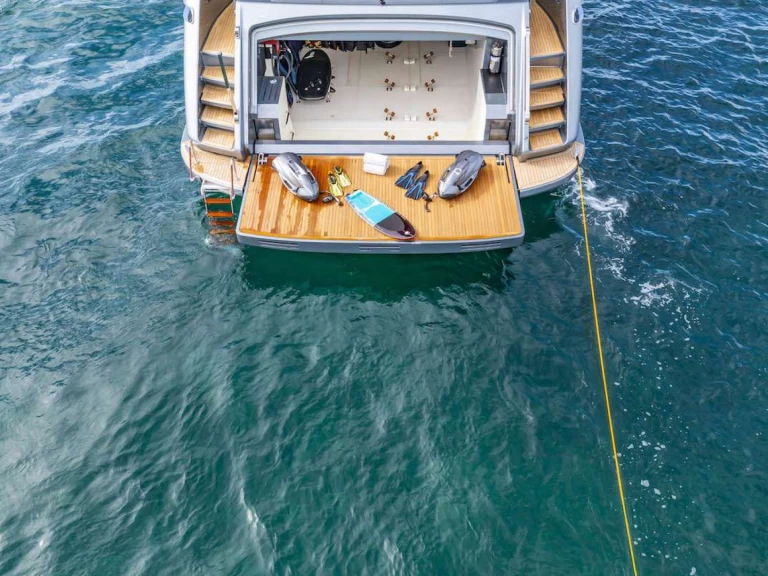 Noleggio barche Riva NO SURRENDER a Newport su Samboat