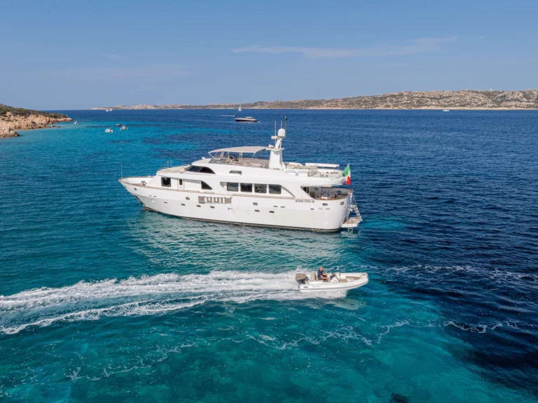 Yacht di lusso a noleggio a Olbia al miglior prezzo