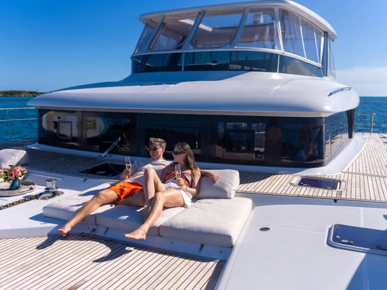 Noleggio barche Lagoon Playtime a Nassau su Samboat