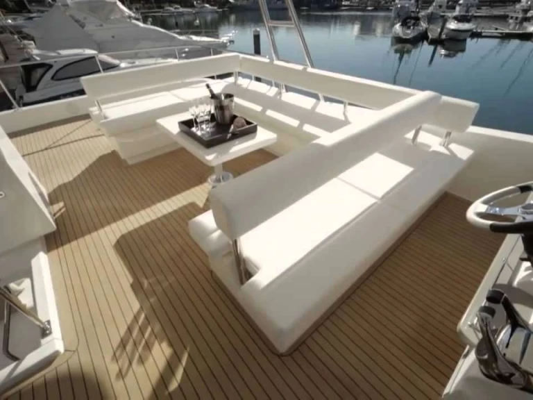 Yacht di lusso a noleggio a Isole Vergini Britanniche al miglior prezzo