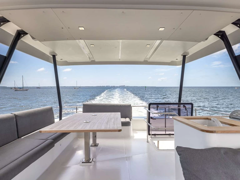 Noleggiare una Fountaine Pajot Happy Place a Miami