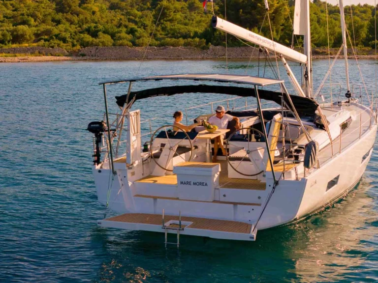 Noleggio Barca a vela con o senza skipper Hanse a Sebenico