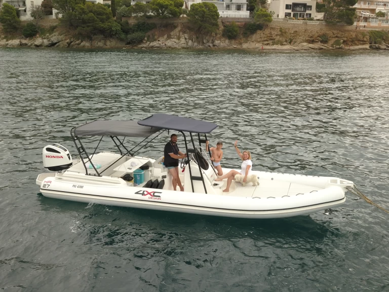 Noleggio Gommone con o senza skipper 4XC a Roses