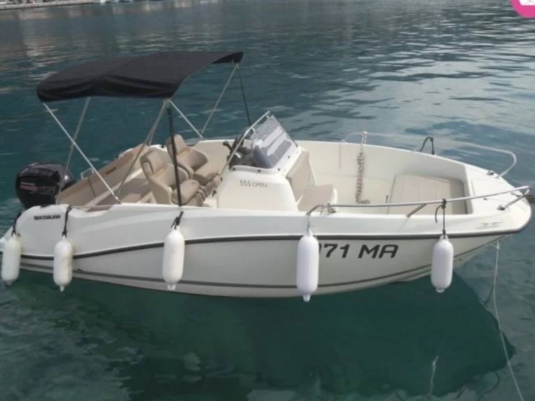 Noleggio barche Quicksilver Activ 555 Open a La Ciotat su Samboat