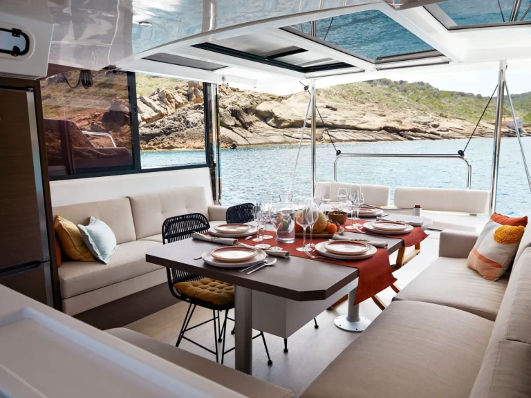 Noleggio Catamarano a Port-Camargue – Bali Bali Catspace Voile