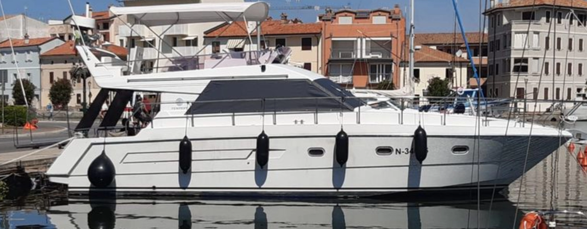 Noleggio a Siracusa – Raffaelli Tempest fly 43 su SamBoat