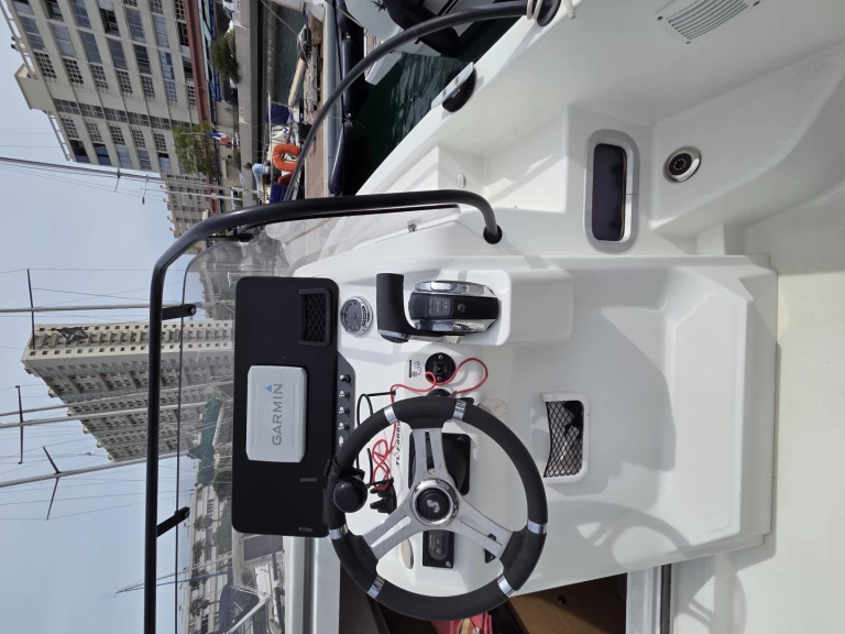 Noleggio barche Bénéteau Flyer Serie 8 a Toulon su Samboat