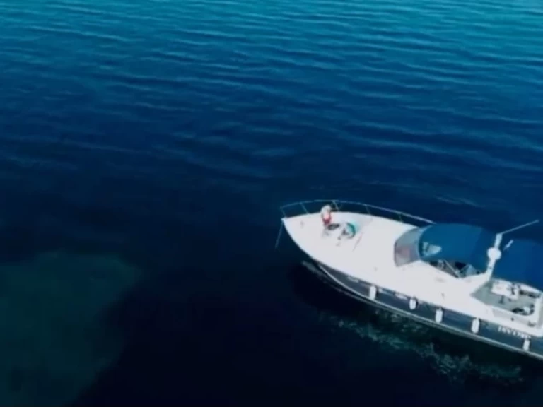 Noleggio barche Alghero economico AZIMUT 38