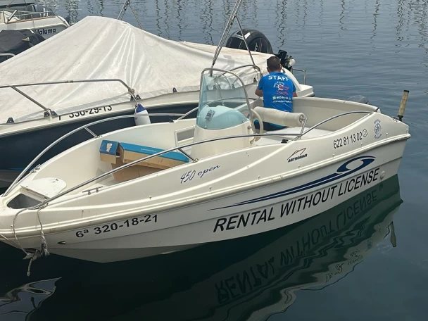 Noleggio Barca a motore a Aguadulce – Astromar 450