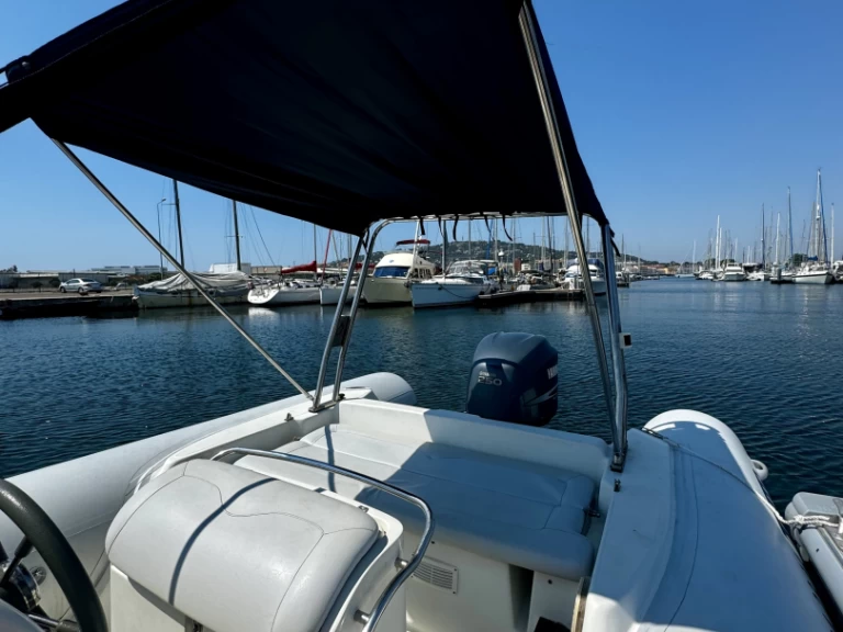 Noleggio barche Lomac Lomac 760 IN a Sète su Samboat