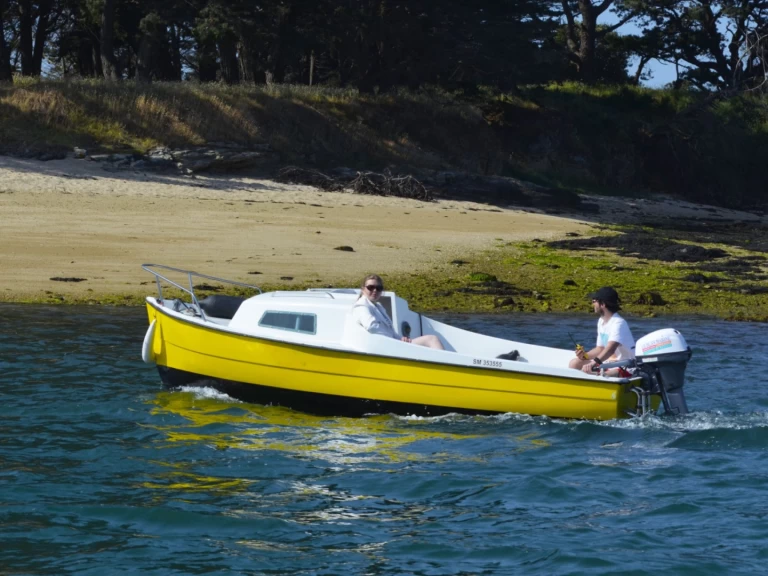 Noleggio Barca a motore Lanaverre con patente nautica