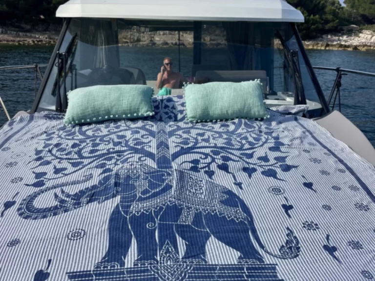 Noleggiare una Jeanneau Merry Fisher 895 Cruiser a Mandelieu-la-Napoule