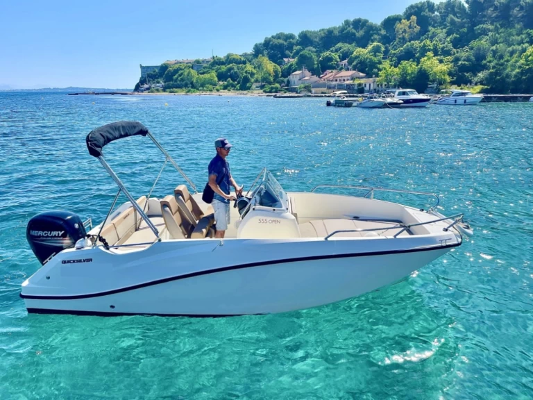 Noleggio Barca a motore a Luka Sukošan – Quicksilver Activ 555 Open