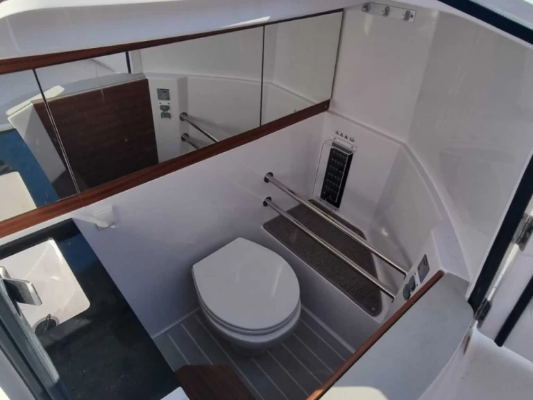 Noleggio barche Trogir economico Axopar 28 T-Top